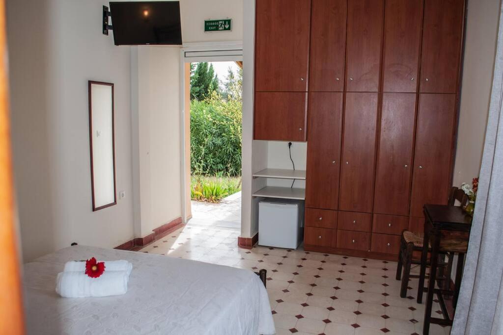 Phyllida Guest House - A2 Zacharo Extérieur photo
